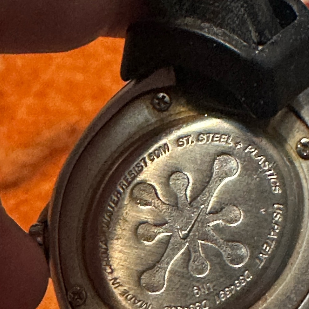 Nike Silver-Grey / black sport watch - Picture 2 of 2